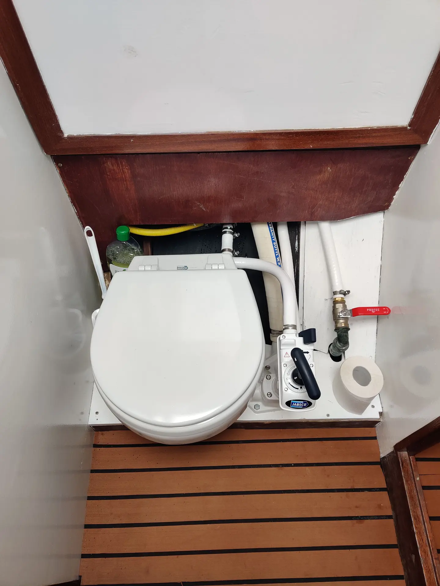 Arev Erlebnispädagogik Segelangebote Boot Eric 05